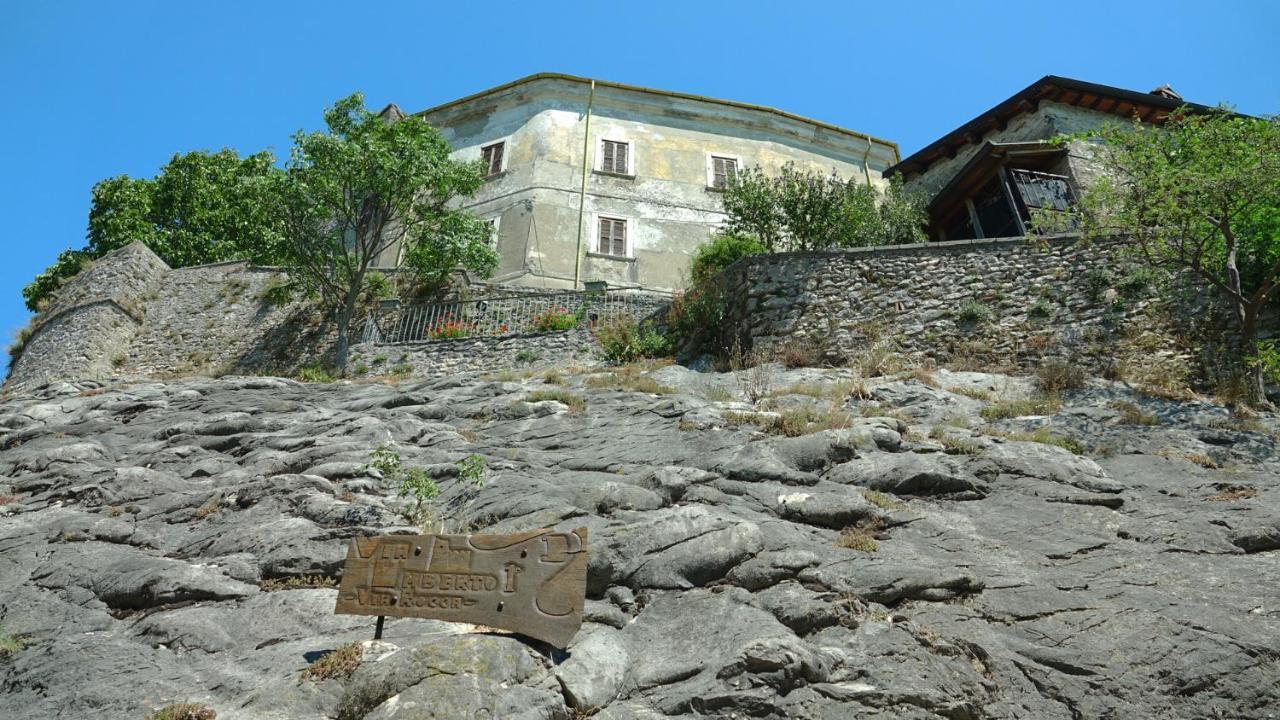 La Terrazza Sul Lago Turano Castel di Tora Εξωτερικό φωτογραφία