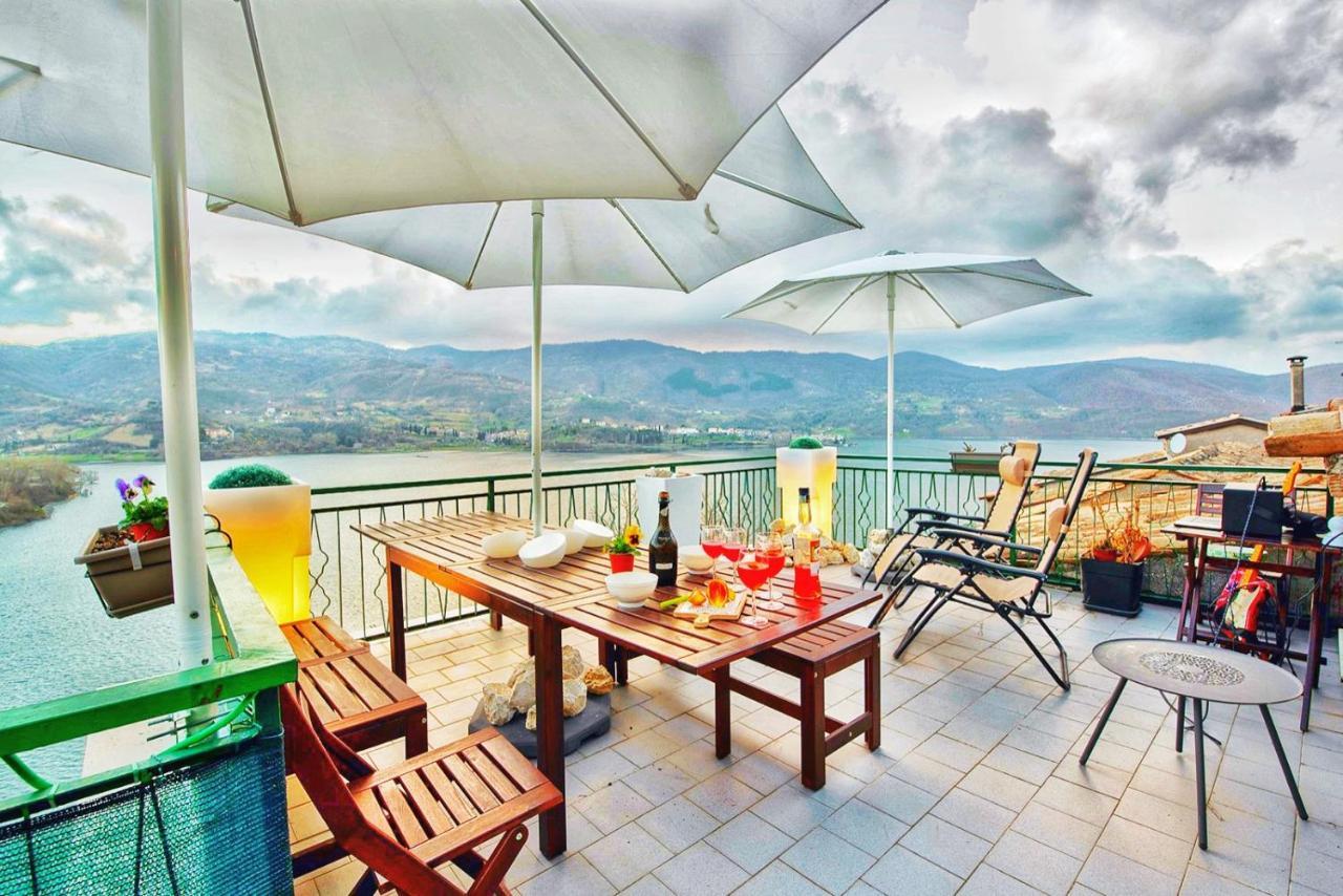 La Terrazza Sul Lago Turano Castel di Tora Εξωτερικό φωτογραφία