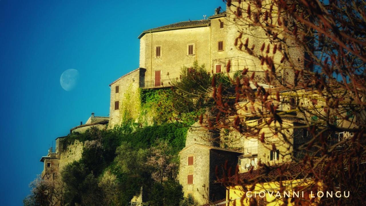 La Terrazza Sul Lago Turano Castel di Tora Εξωτερικό φωτογραφία